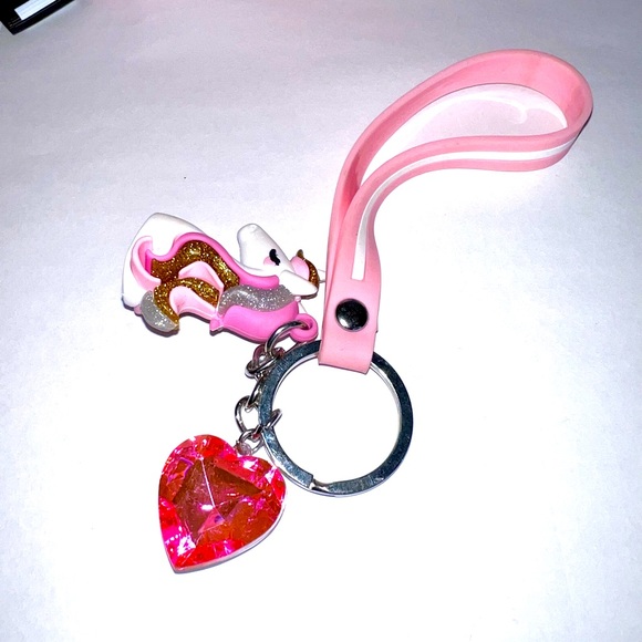 NEW GIRL’S PINK/WHITE CLAIR’S CROSSBODY BAG - Picture 6 of 7